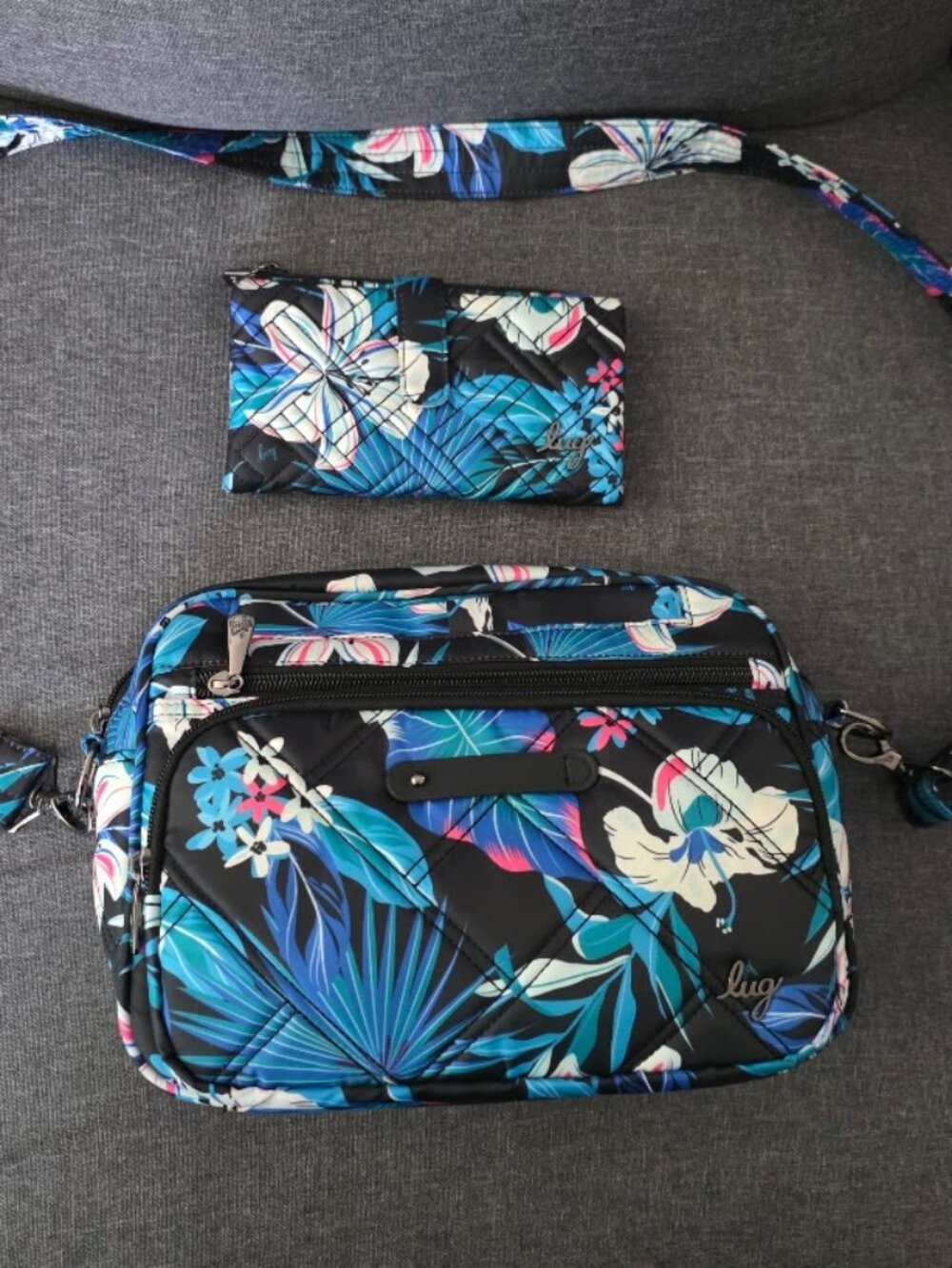 Lug 2 Piece Hibiscus Multi EUC